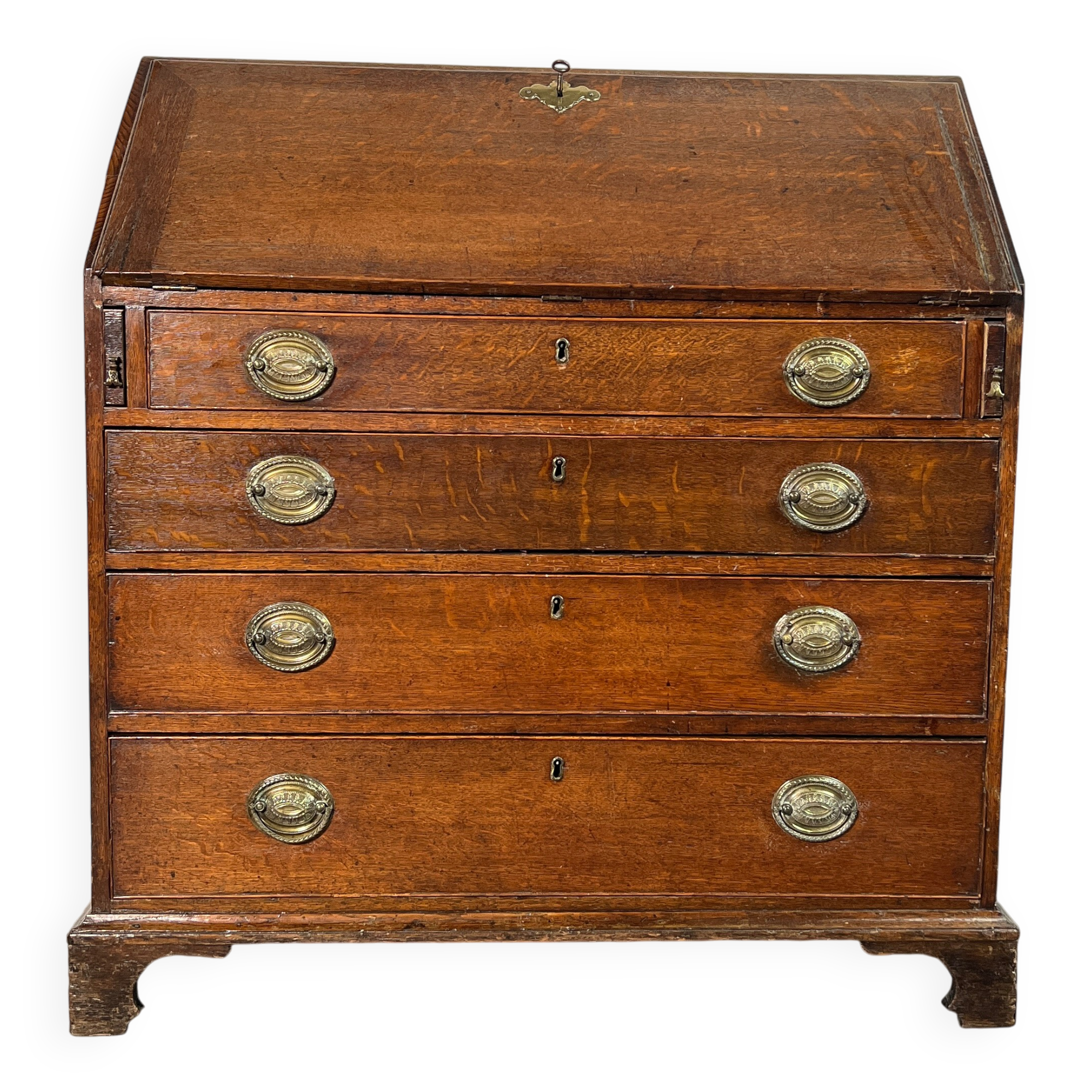 Slant-front desk, chest of drawers, English George III writing desk in oak - 19th century