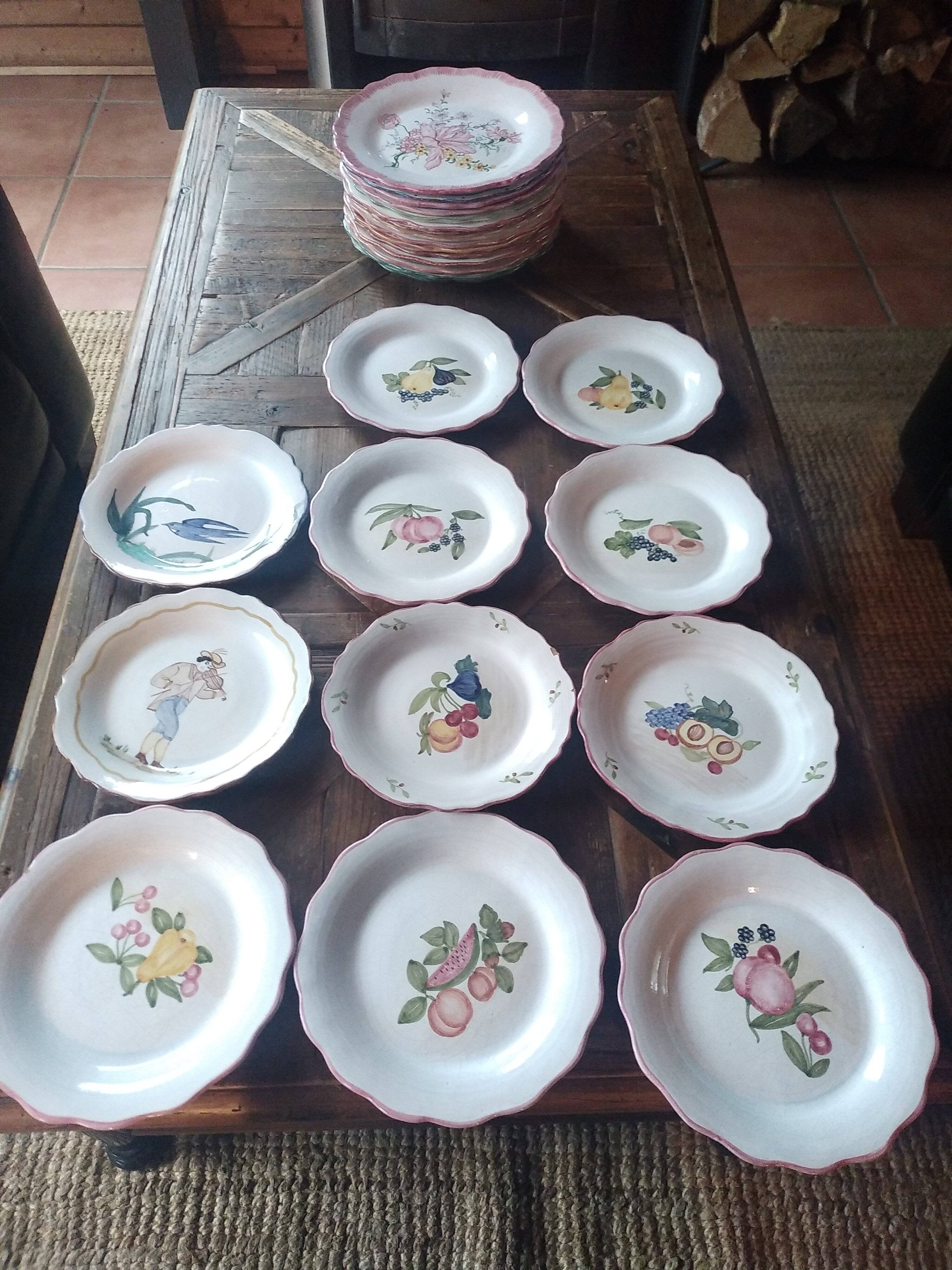 Ceramic plates. 70s/80s Work inspired by the 16th and 17th centuries.