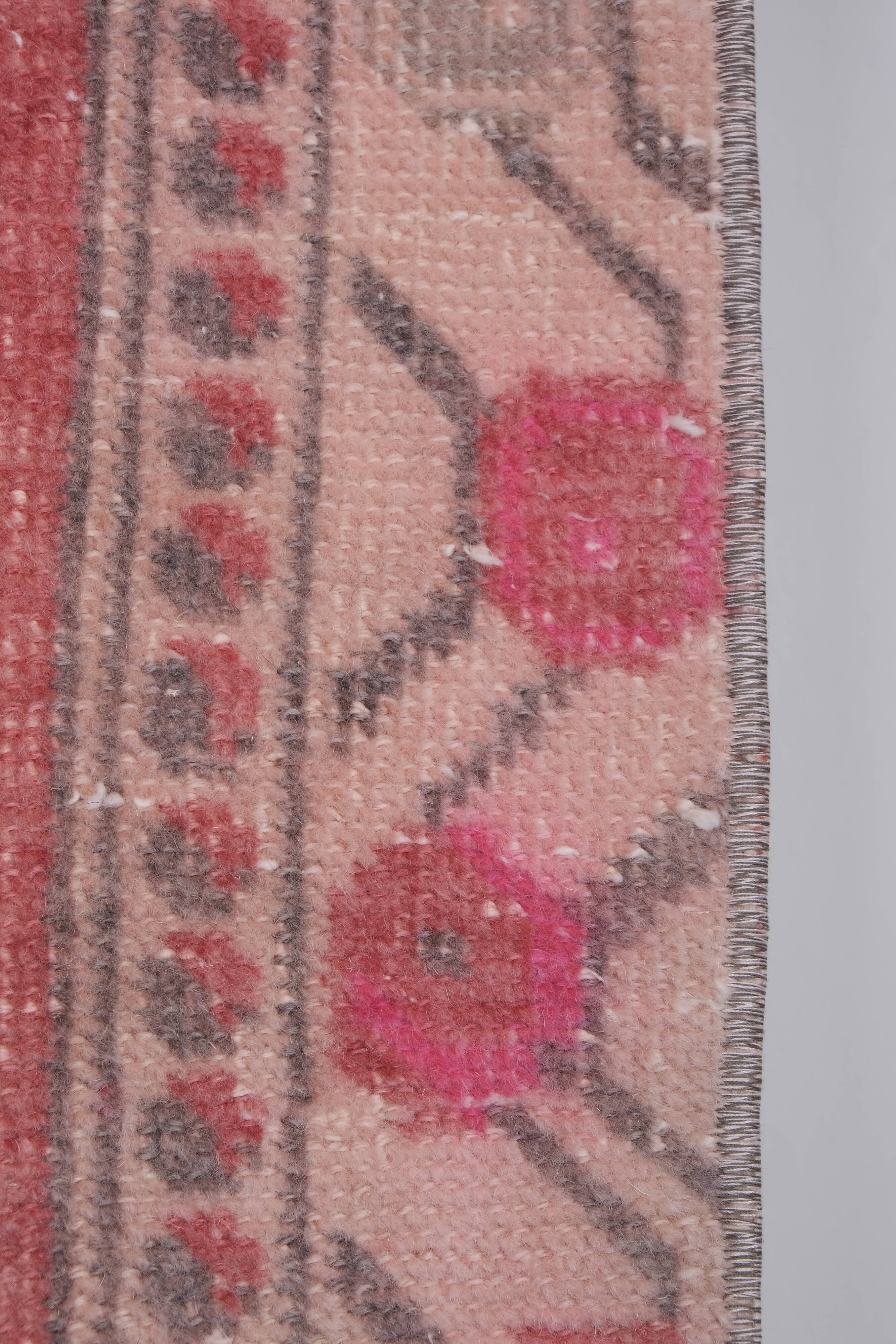 Vintage Turkish rug from Oushak, hand-woven 119x231 cm