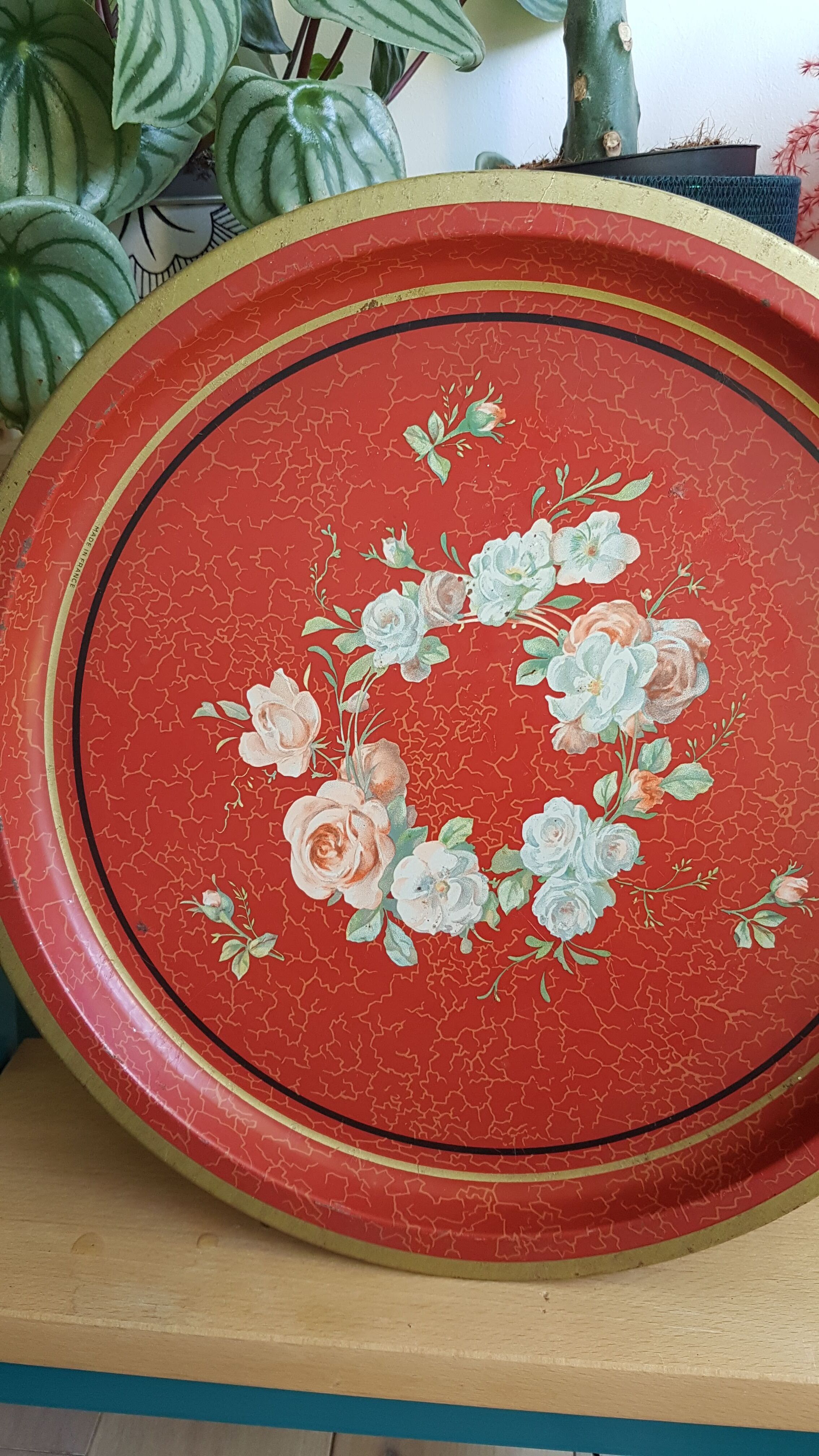 Painted sheet metal top floral pattern