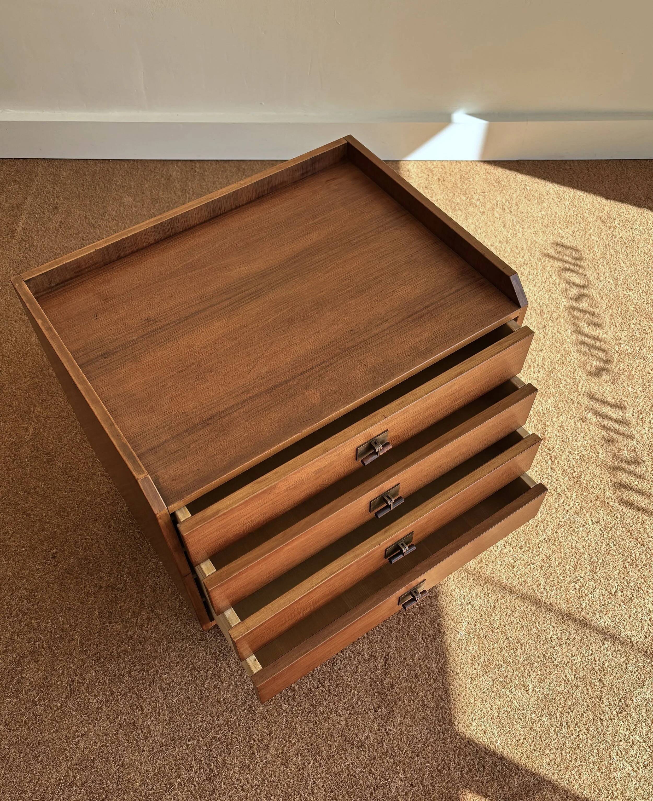 Commode CM24 par Franco Albini