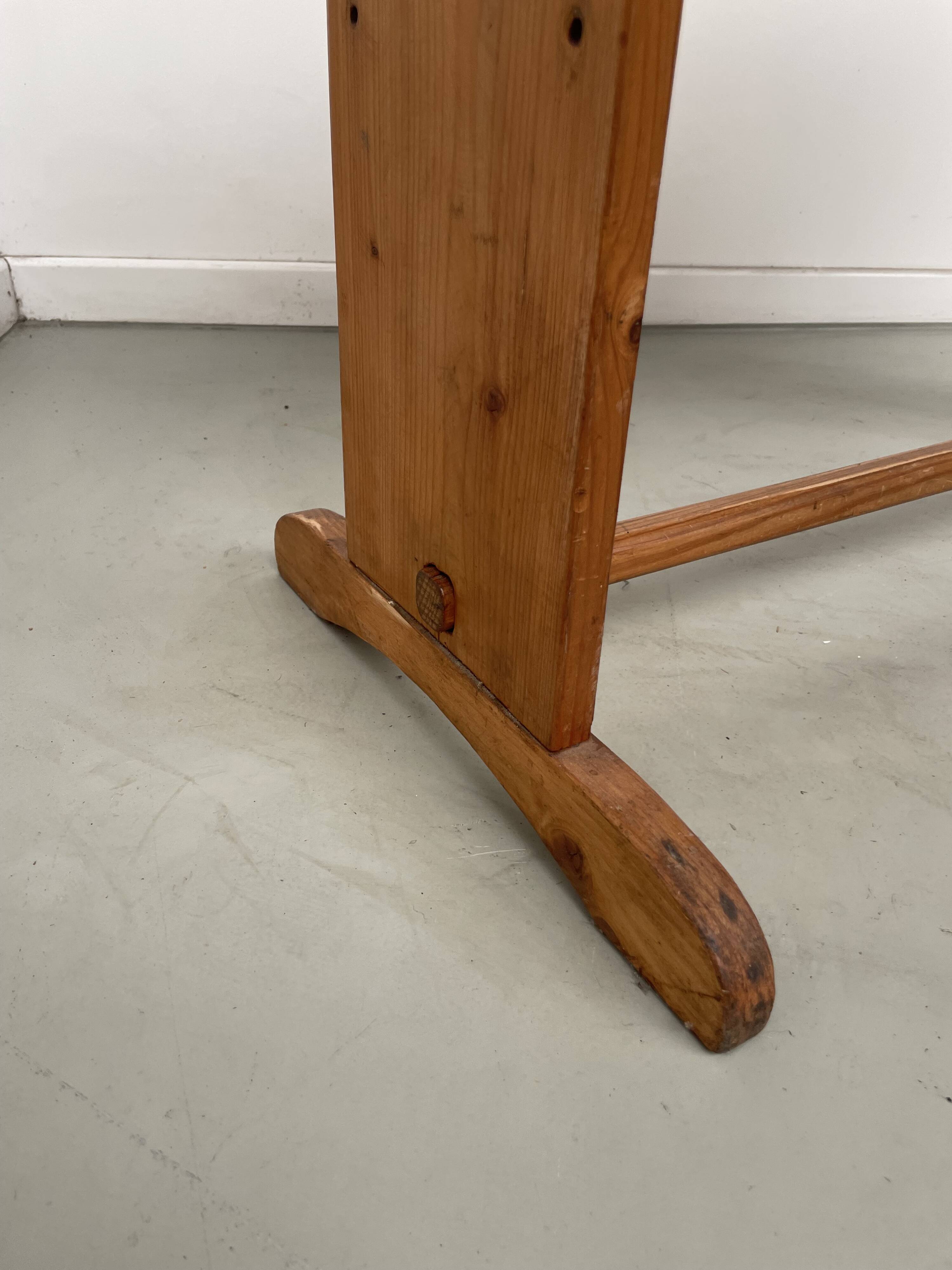Children's pine desk from the 80s