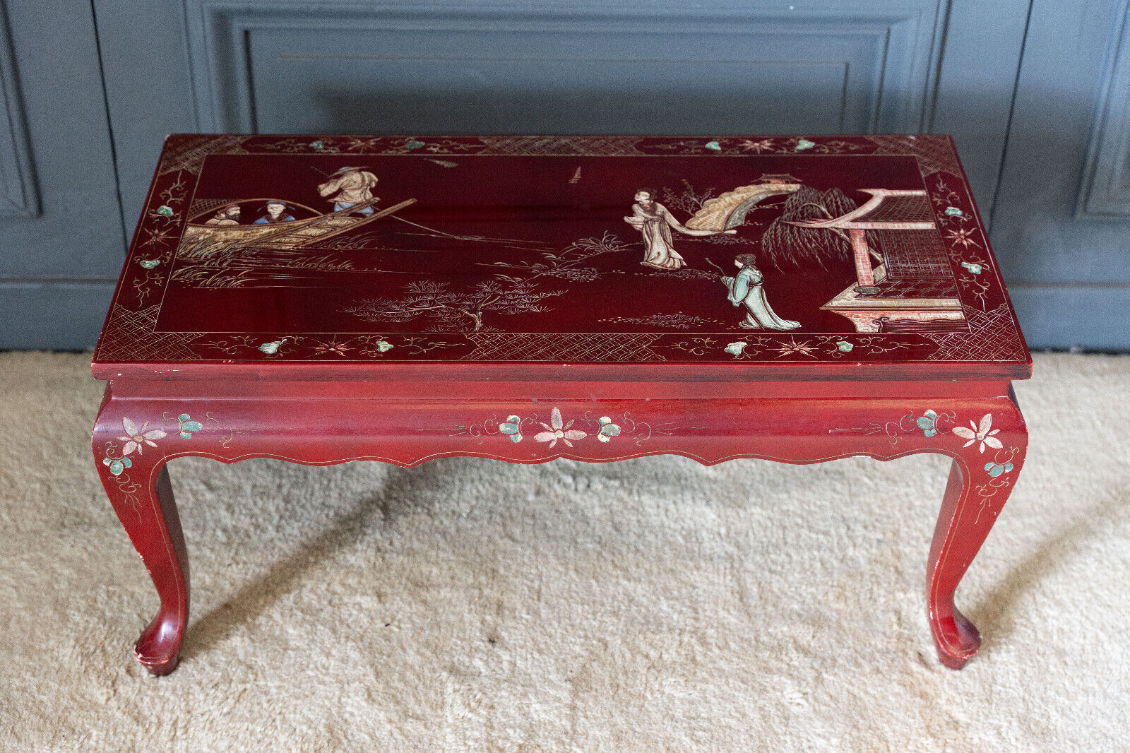 Lacquer coffee table 1960 China red background character decoration