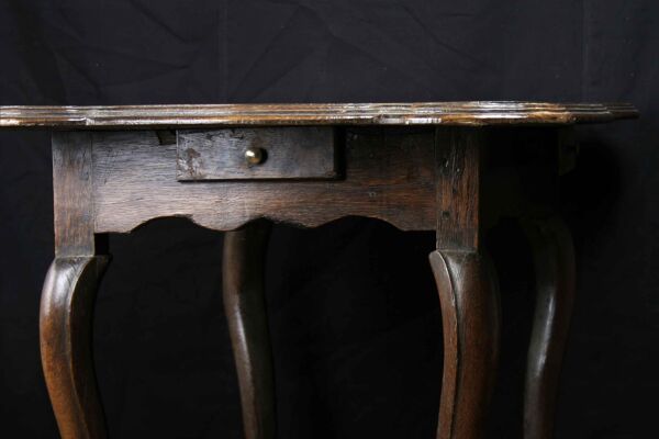 Table à jeux Louis XV d'époque quadrilobée