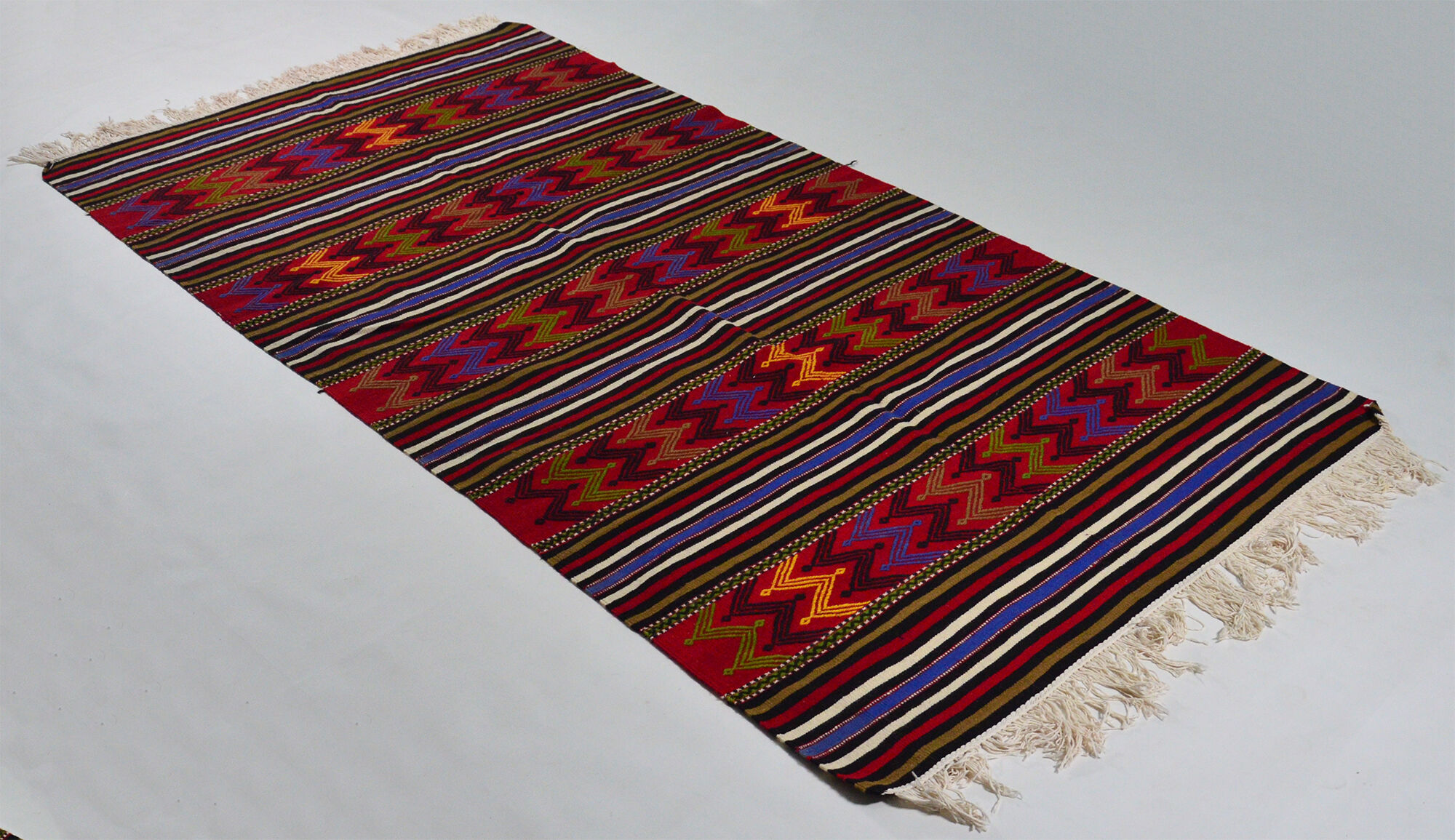 Tapis kilim anatolien fait à la main 286 cm x 148 cm