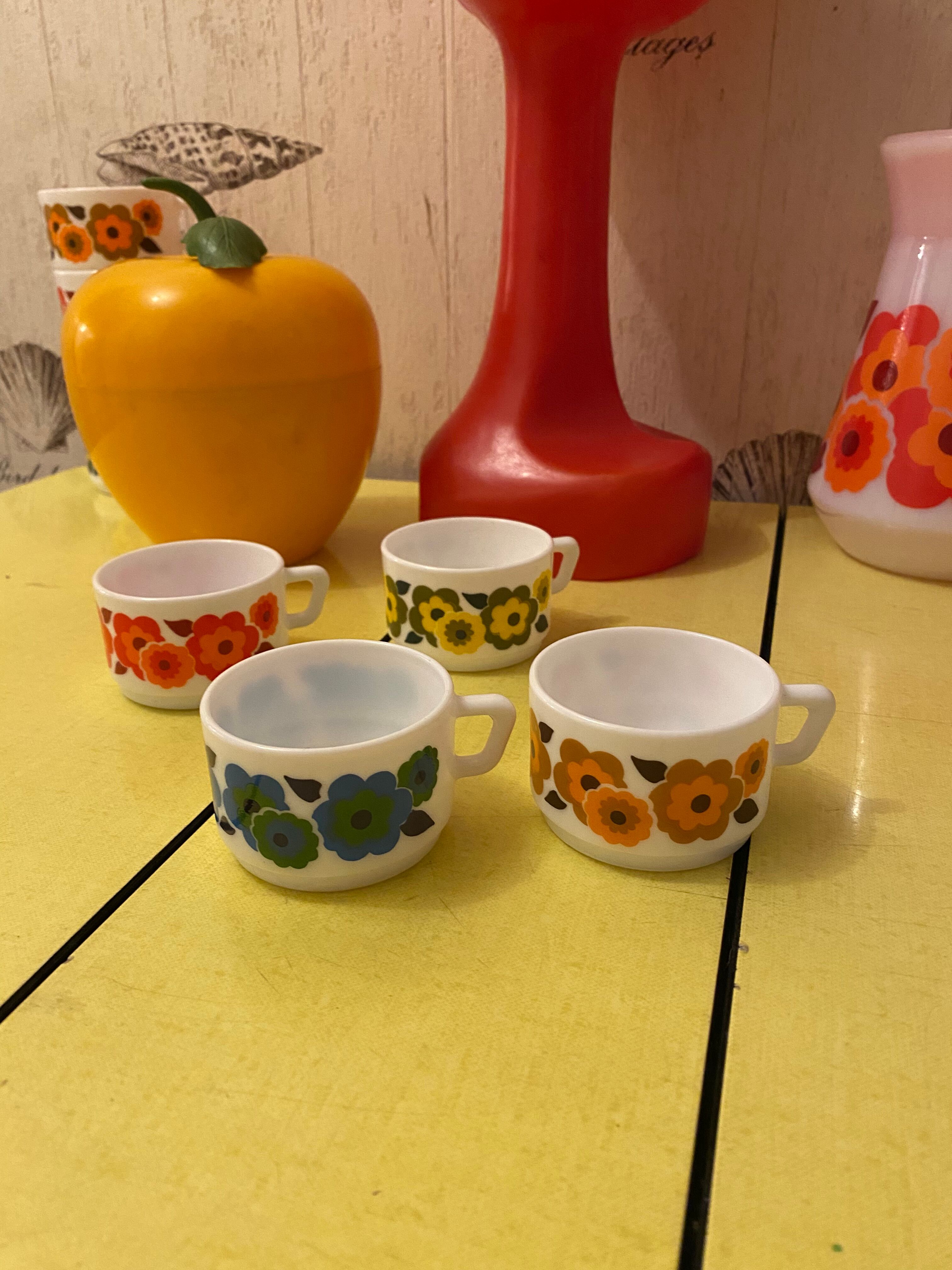 Arcopal lotus espresso cup vintage retro pops 70s