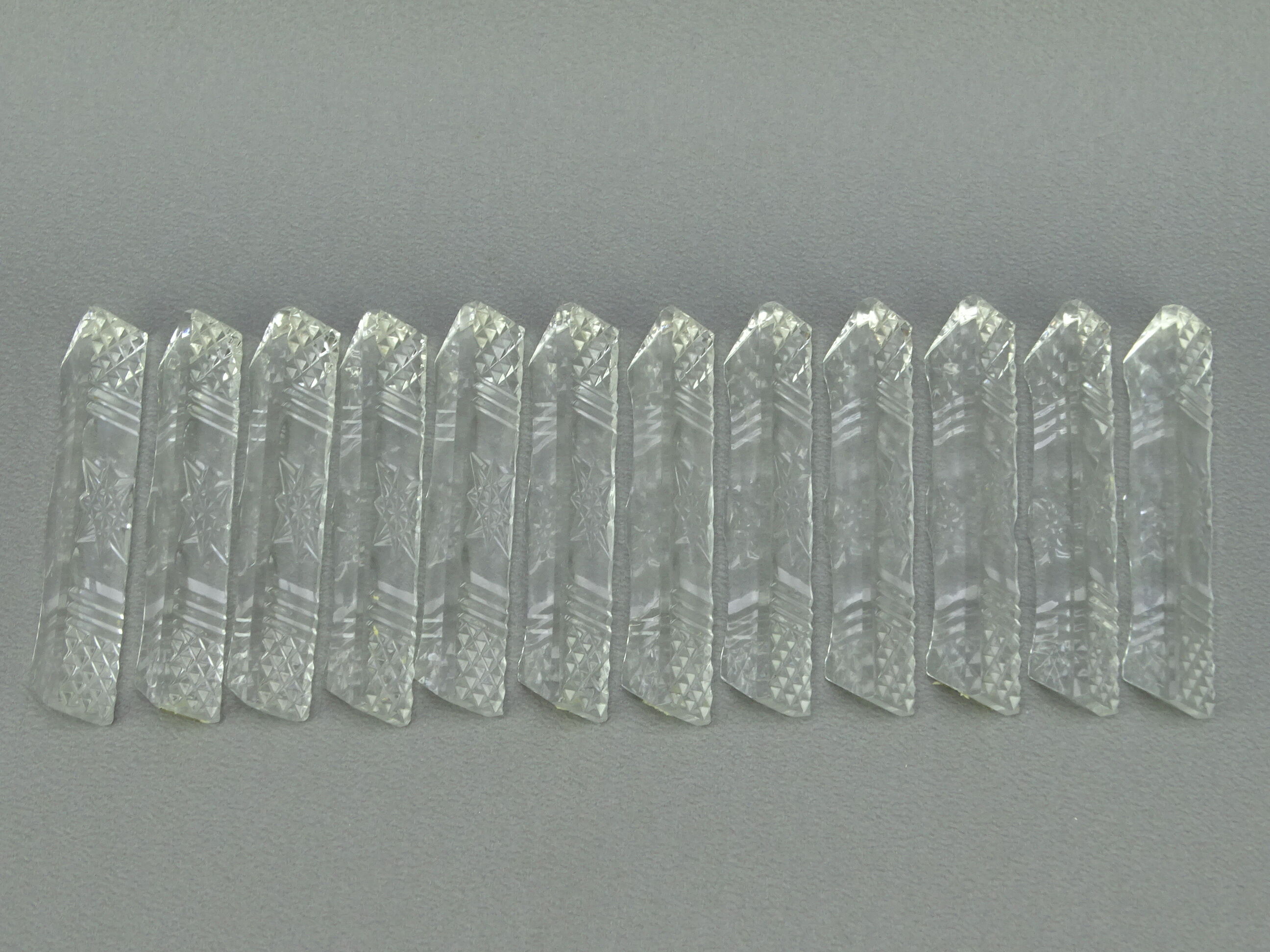 Set de 12 porte couteaux vintage en cristal