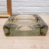 Thick glass bottle bottom