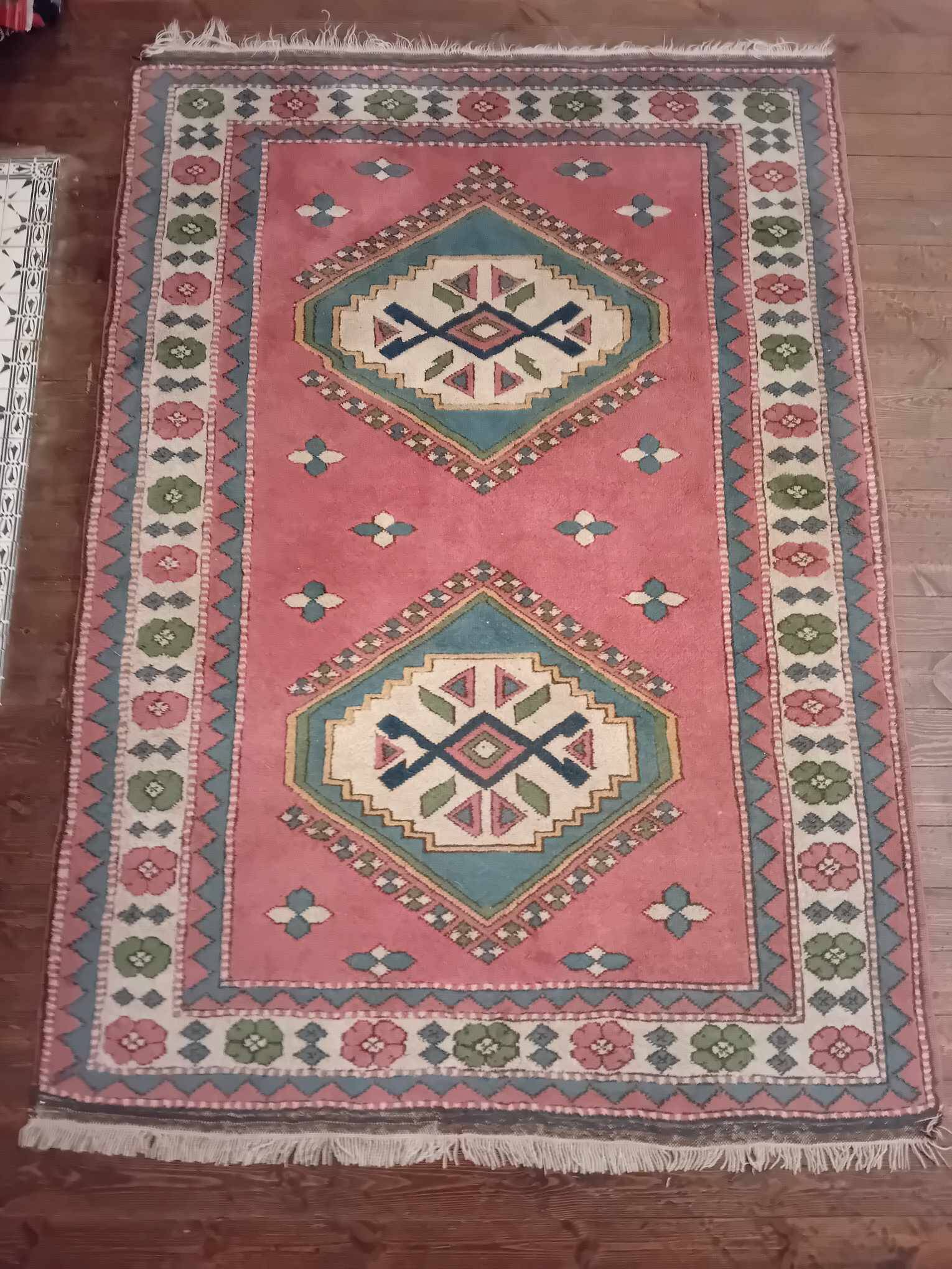 Handmade Anatolian Kars rug 232x166cm