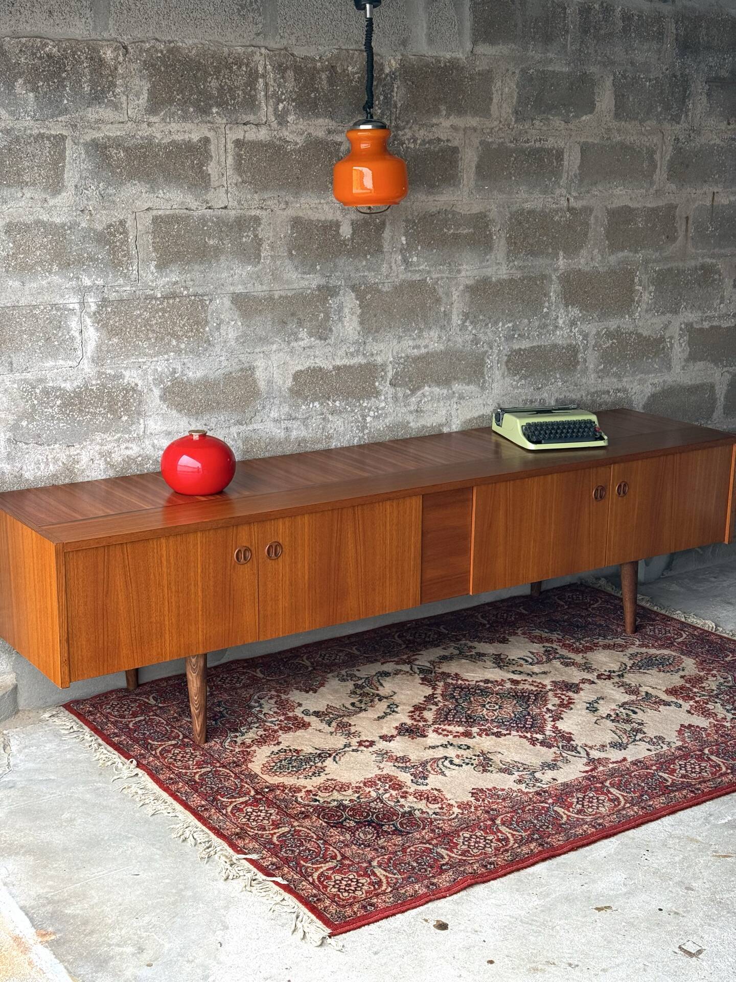 Vintage Scandinavian low sideboard in teak, 1970.