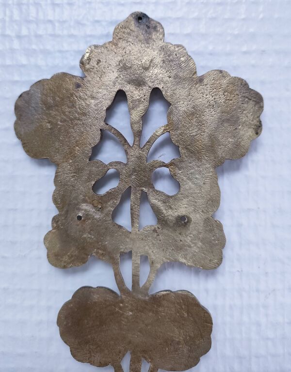 Deux ornements bronze mobilier décor floral début XXème