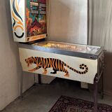 Pinball machine Jungle Queen Gottlieb USA 1977