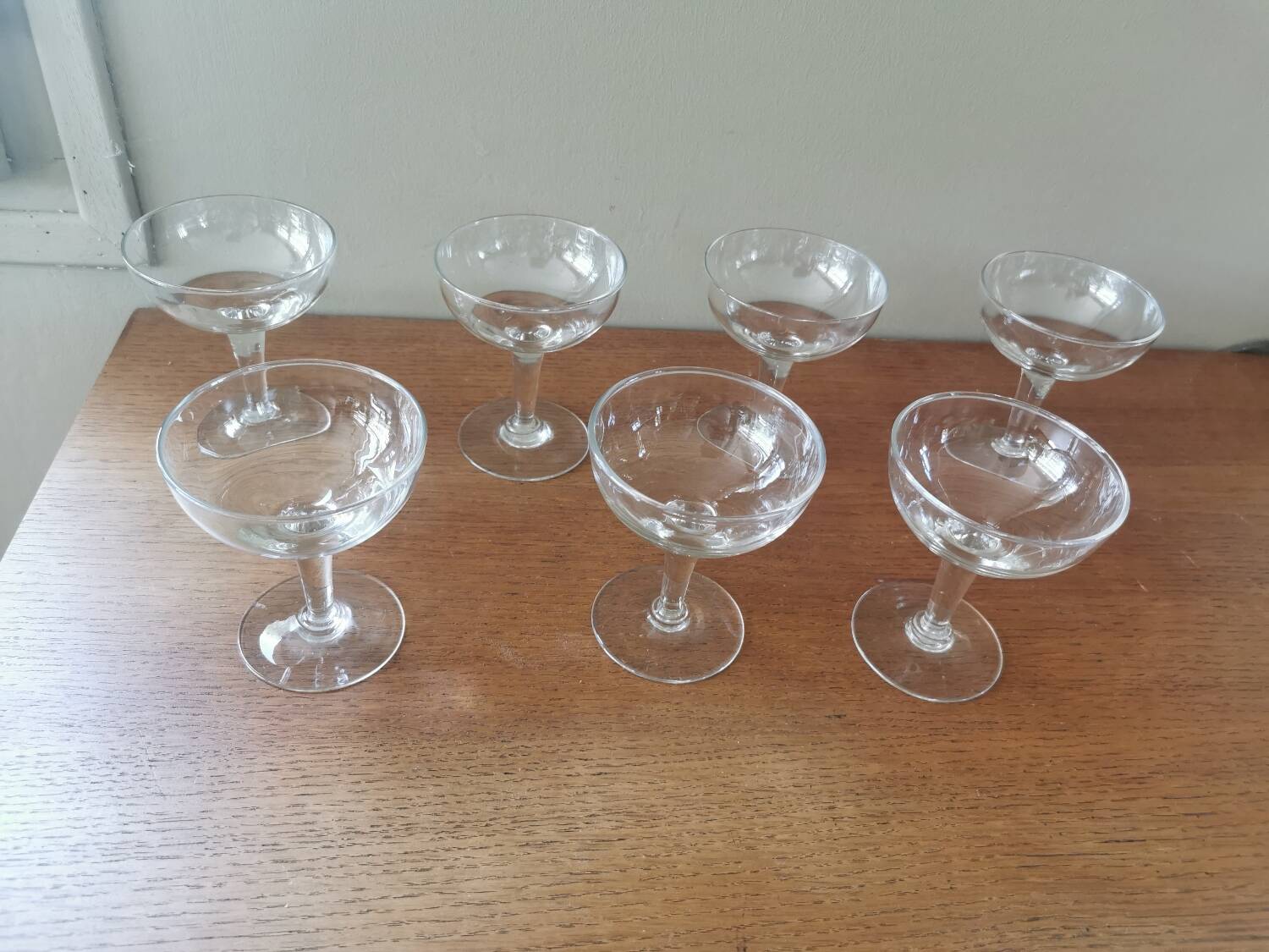 Suite de 7 coupes à Champagne vintage