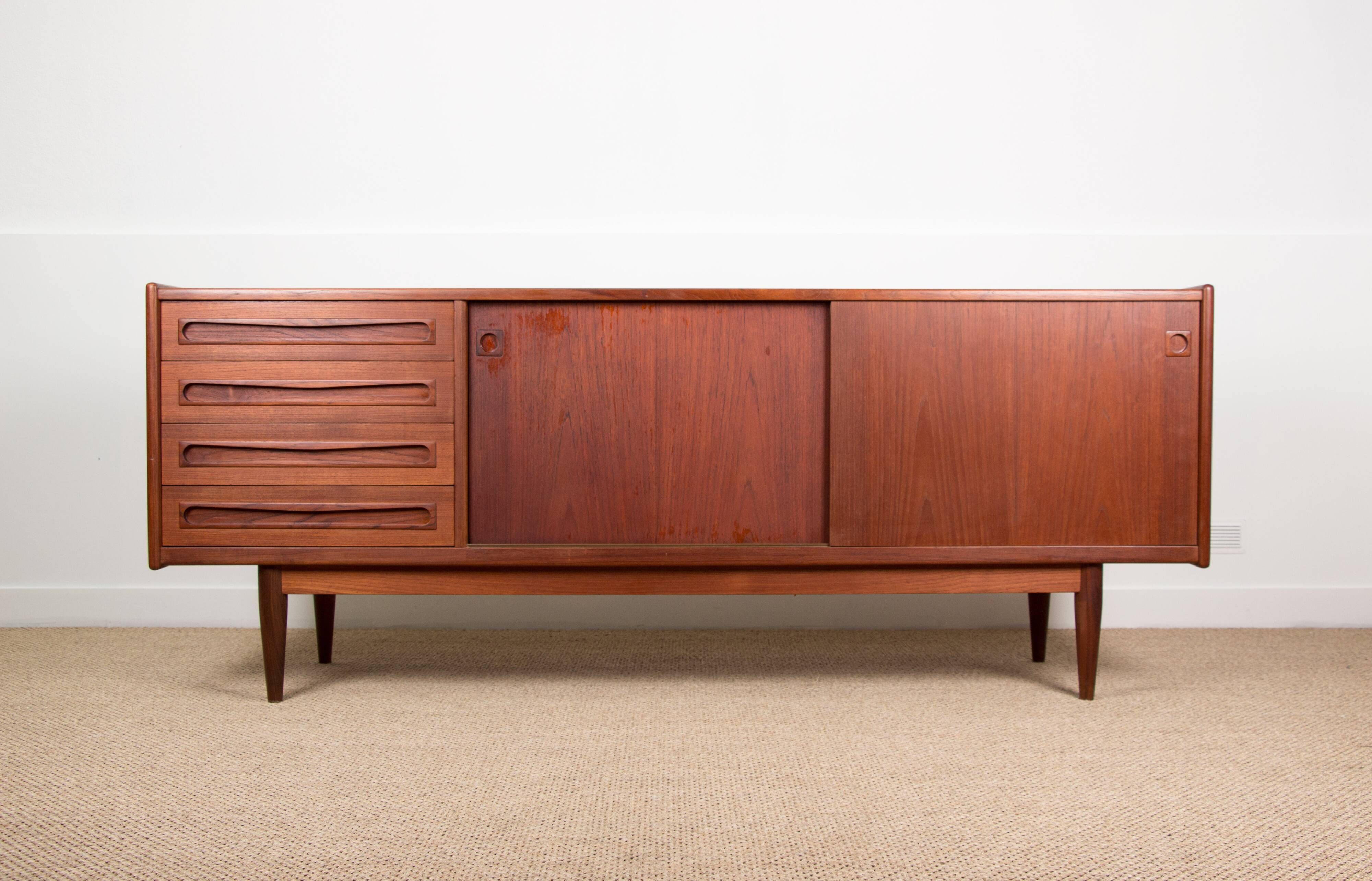 Danish teak sideboard 200 cm, model 31b, by Johannes Andersen 1960.