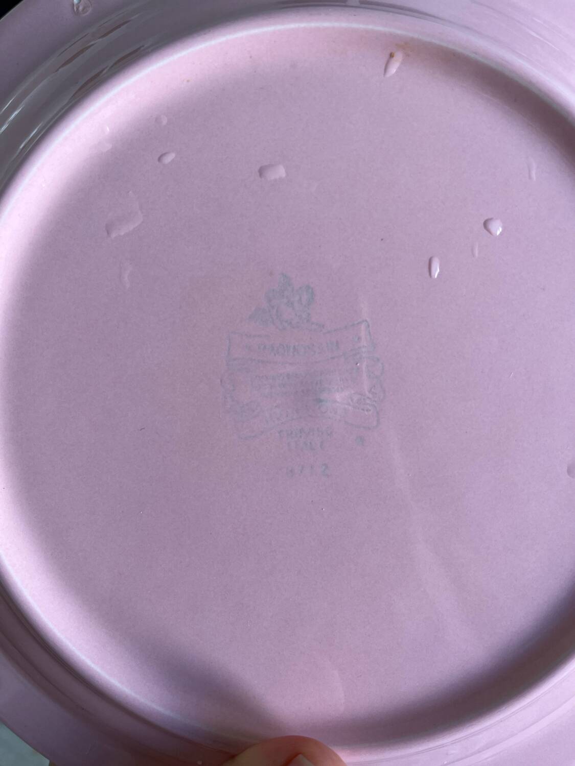 6 powder pink Italian iron earthenware plates