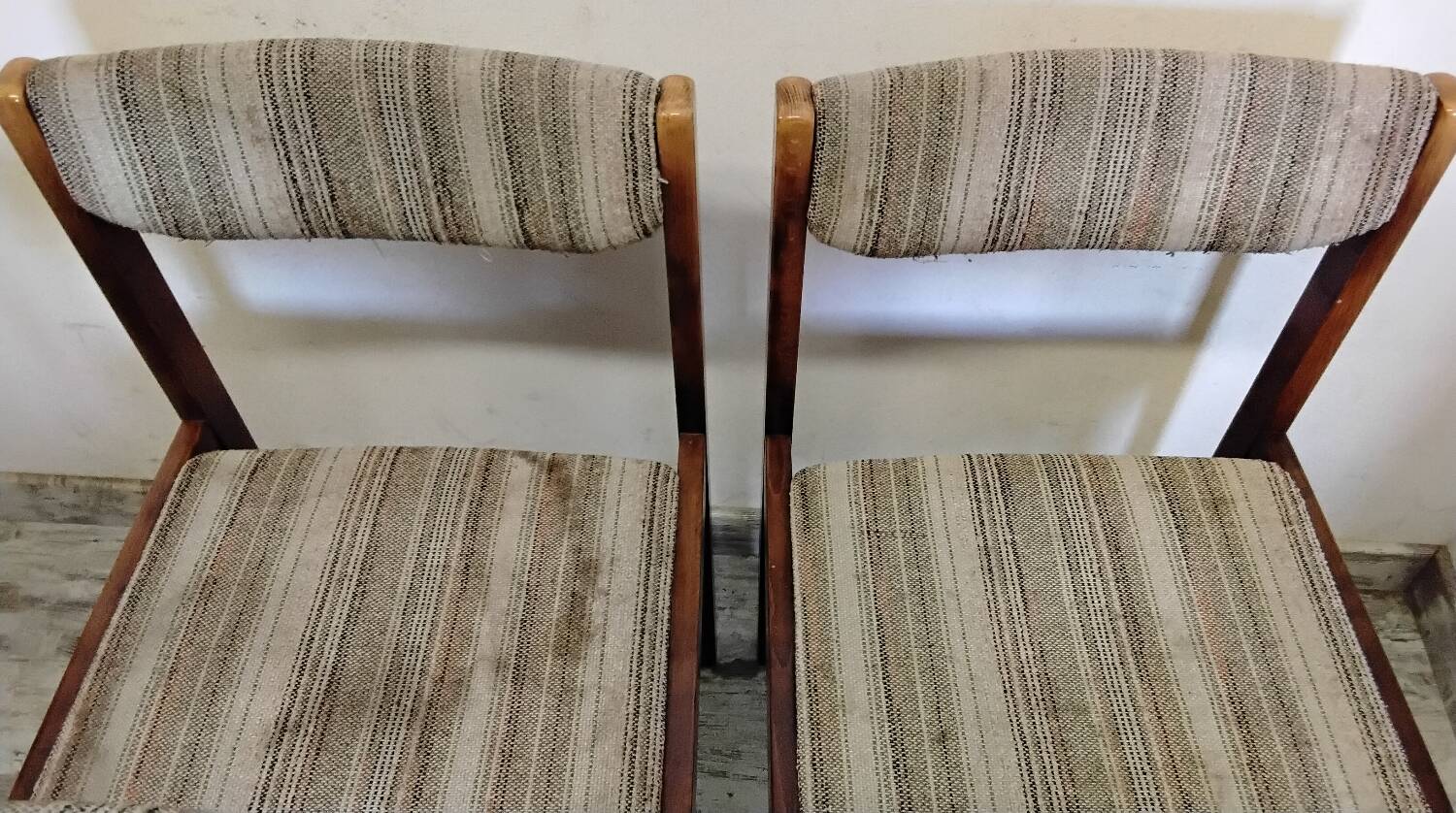 4 vintage Scandinavian style chairs