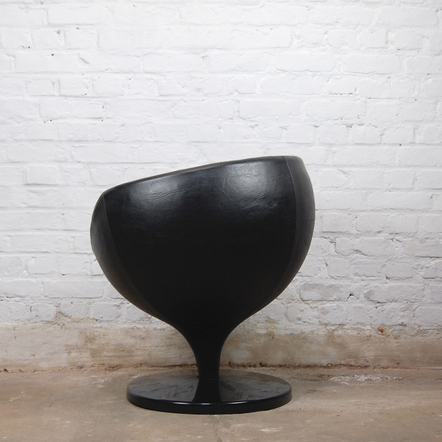 Vintage armchair Luna by Pierre Guariche for Meurop 1960s
