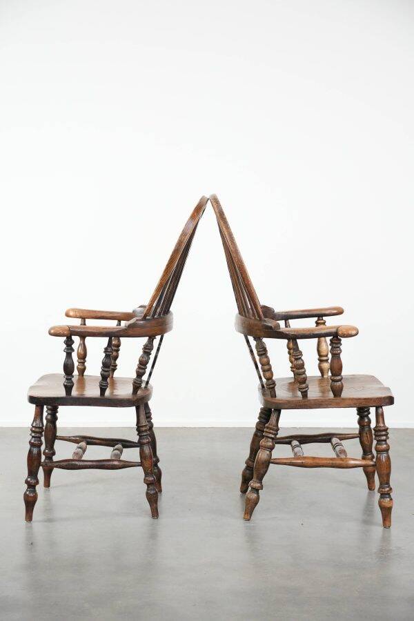 Set of two antique English highback Windsor chairs from the 18th century