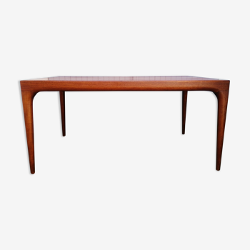 Dining table Johannes Andersen from the 60s Denmark Uldum Mobelfabrik