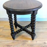 Antique side table with turned legs in solid wood, Louis XIII style
