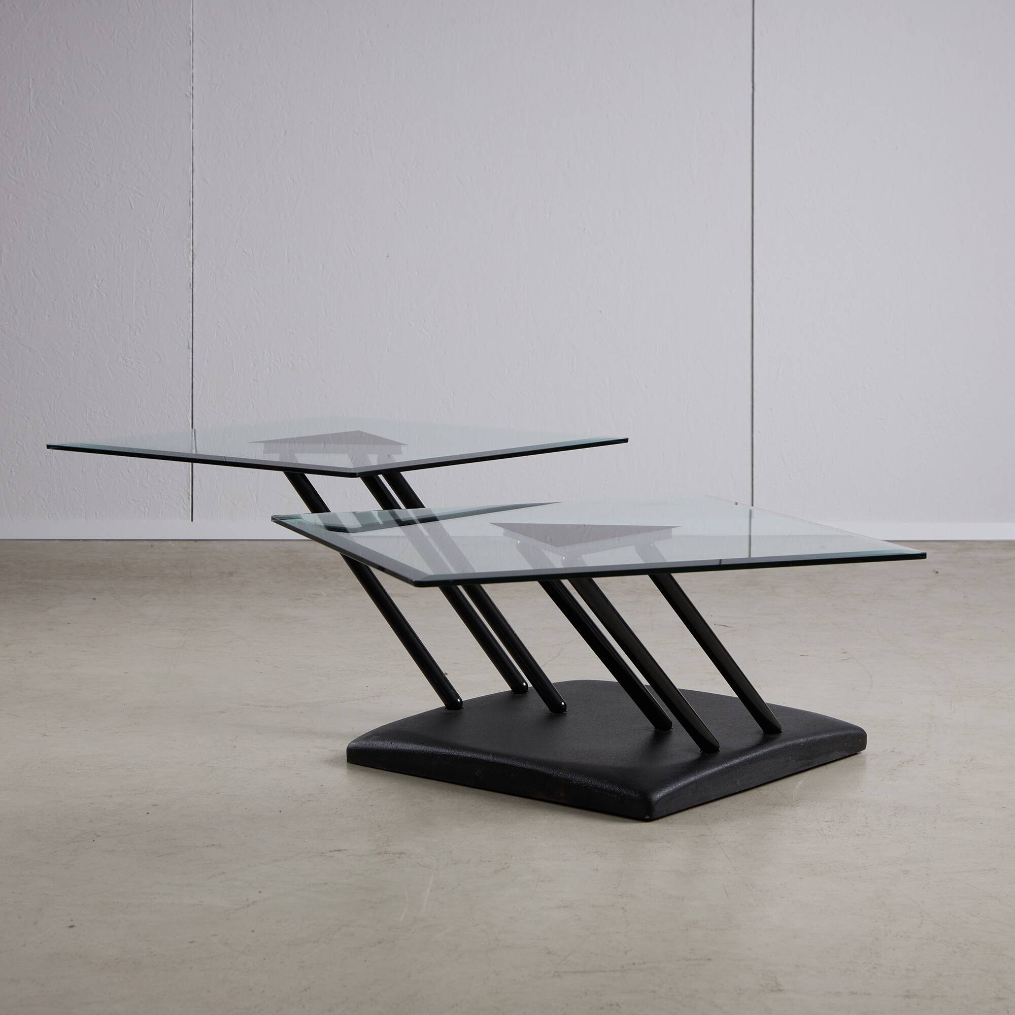 Italian Post-modern Glass Coffee Table for Bellato, 1980s