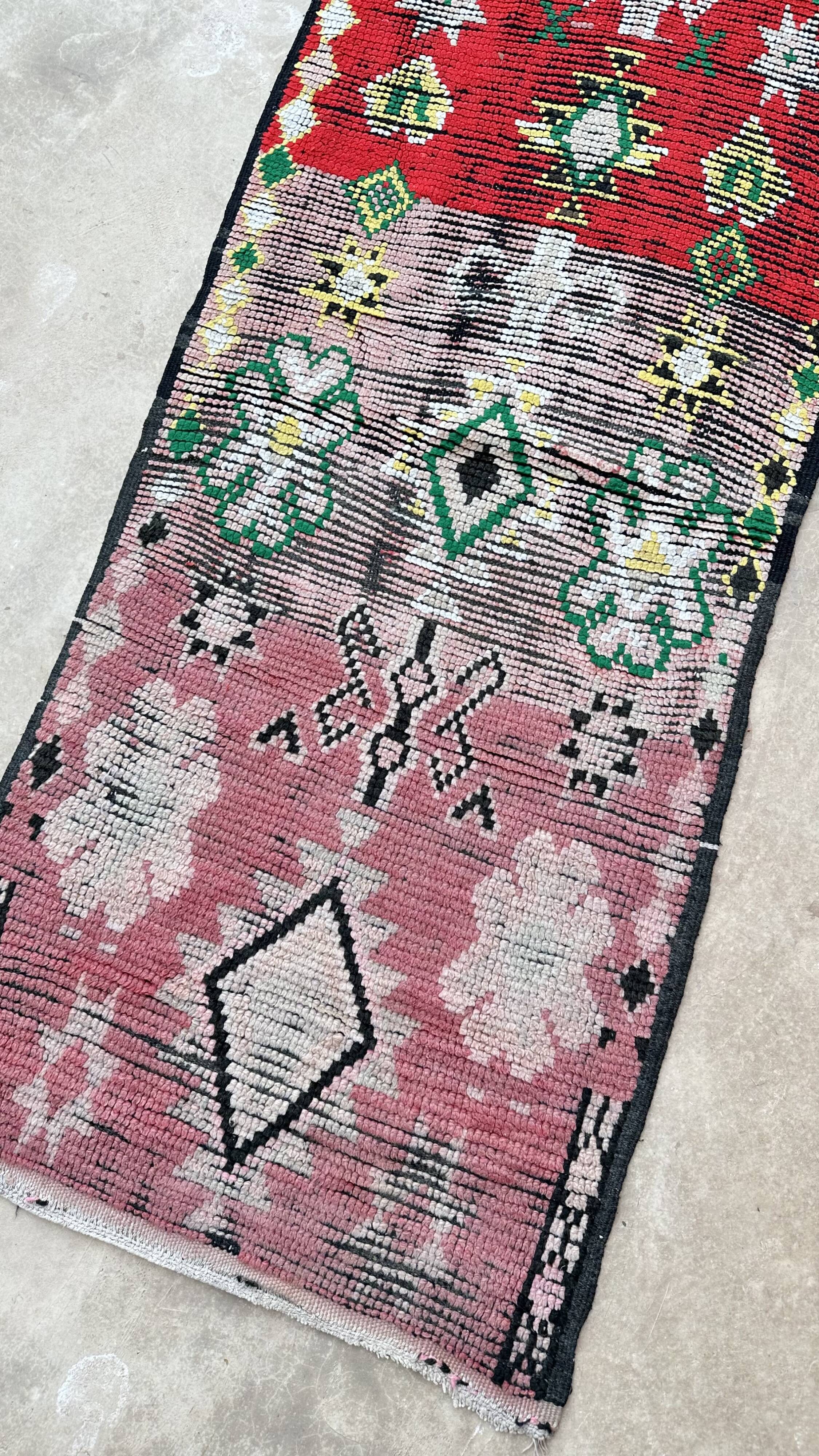Moroccan carpet - 82 x 320 cm