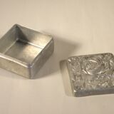 Metal box years 30 7 x 7 cm