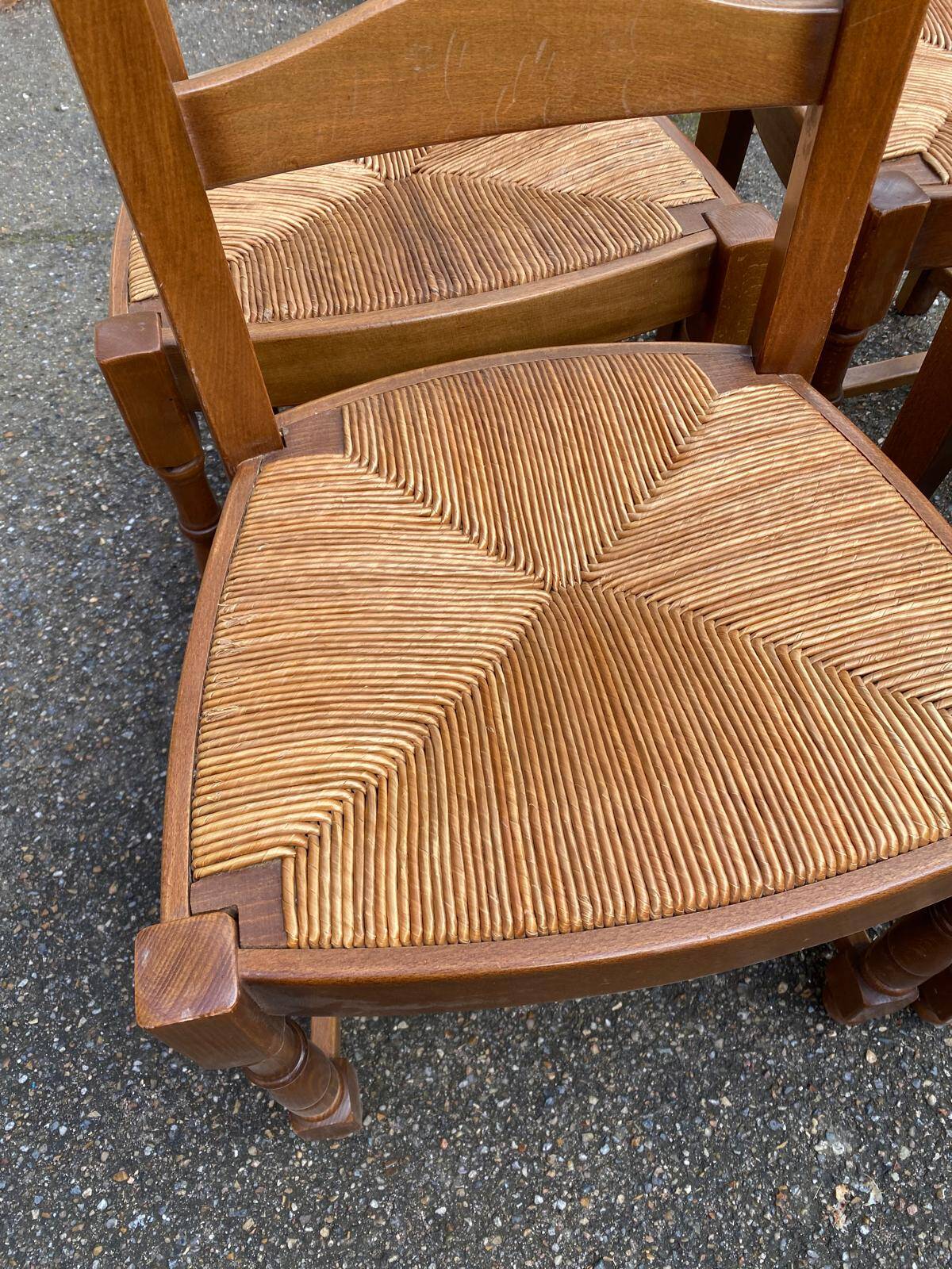 4 solid wood dining chairs with straw seats, 102cm
