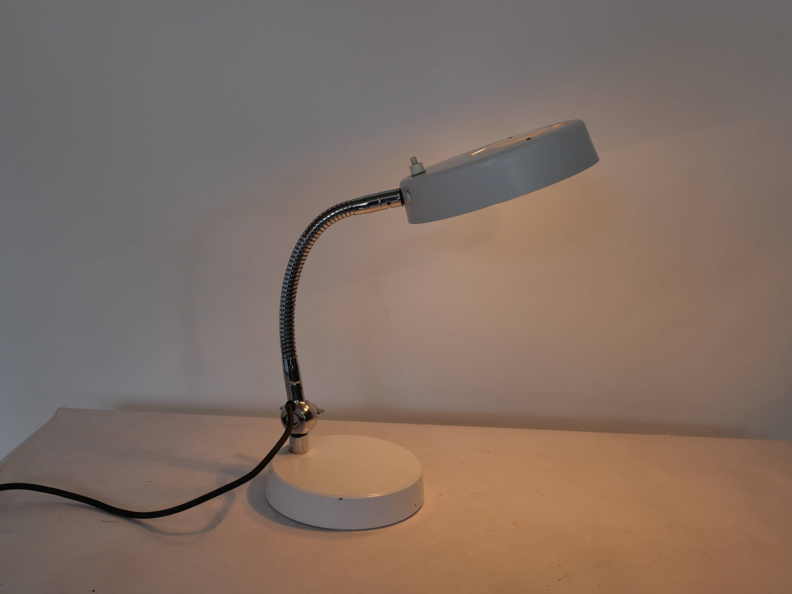 Vintage Mid-Century Desk Lamp with Magnifying Glass, 1970s