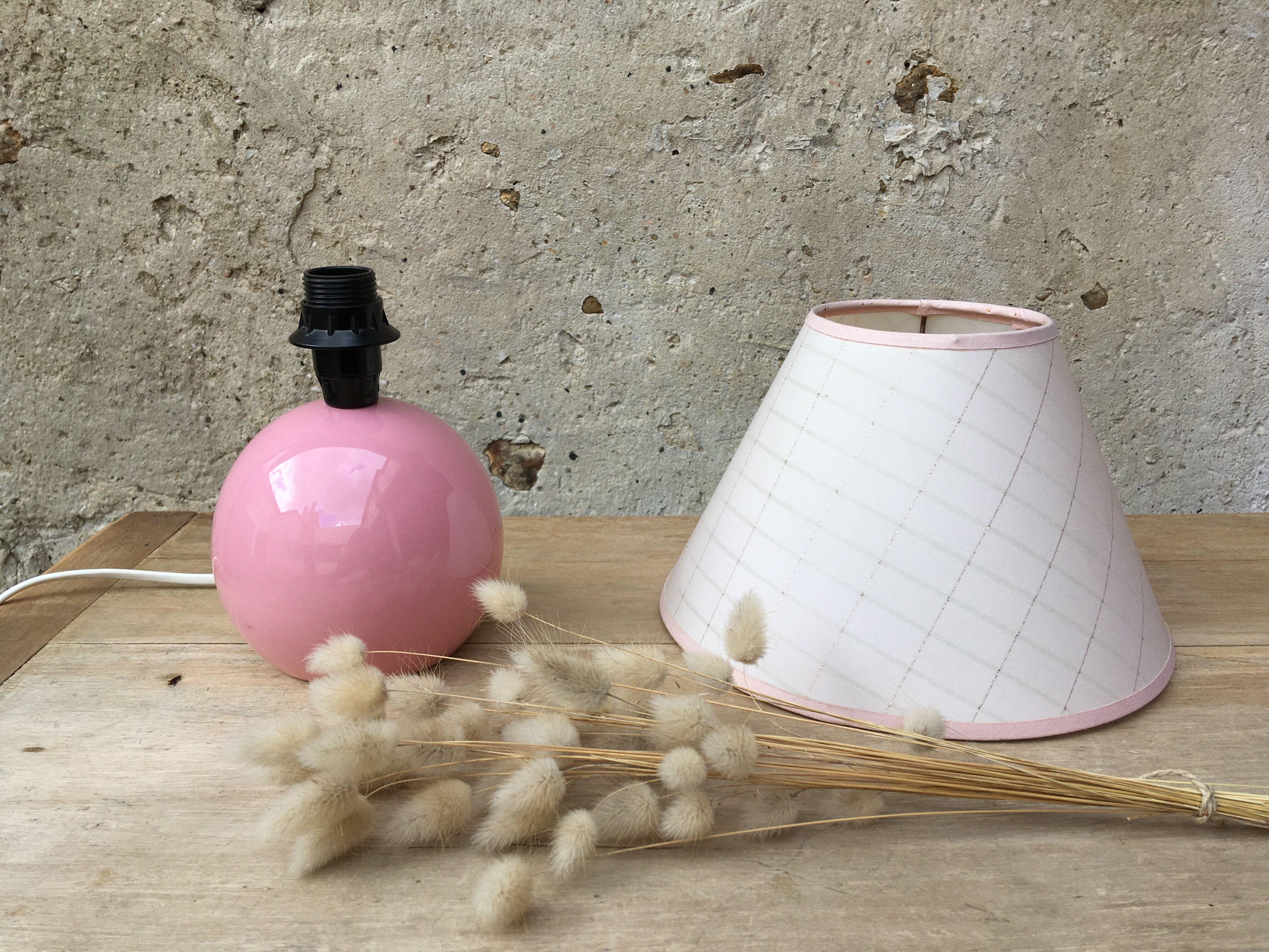 Pink ceramic lamp