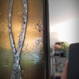 Miroir brutaliste en laiton par Jean Goardere, France, années 1970