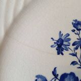 3 assiettes plates  KG Lunéville à fleurs bleues
