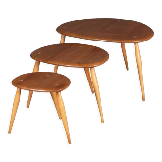 Tables Gigognes Modèle 354 Pebble Ercol