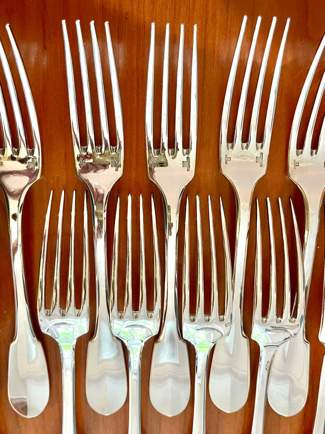 Christofle Cluny, cutlery set of 48 pieces in like-new condition.