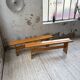 Paire de bancs en pin Charlotte Perriand Les arcs