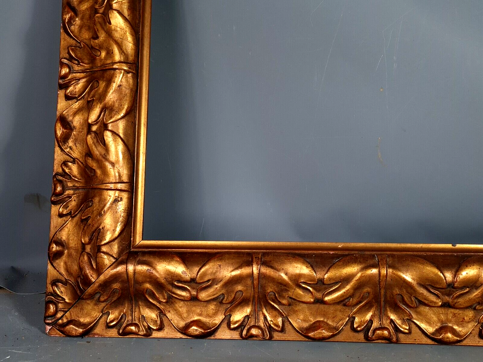 Large frame nineteenth century gilded stucco wood old gold 80x66 foliage 62x47.5 cm SB