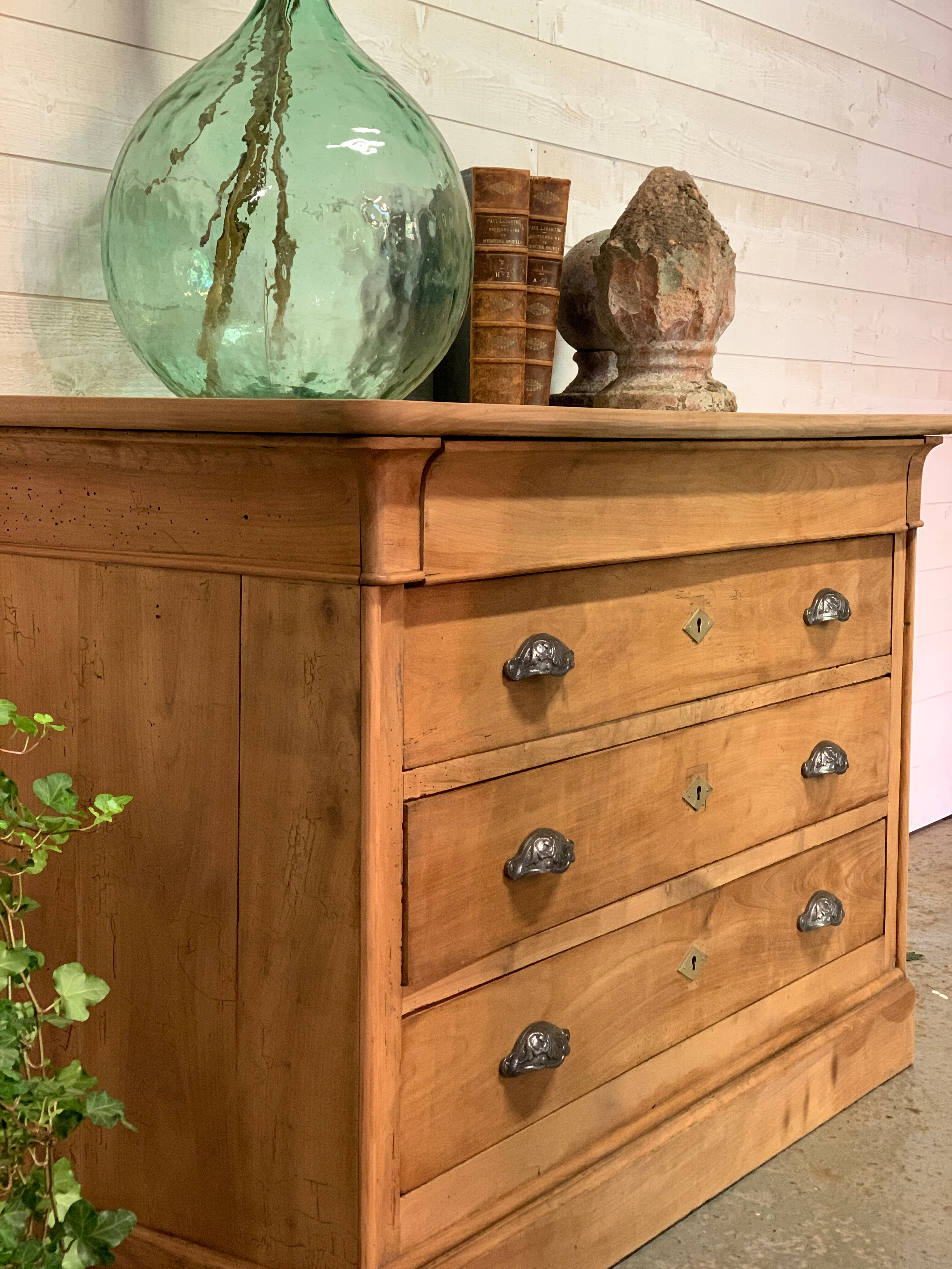 Commode Louis Philippe