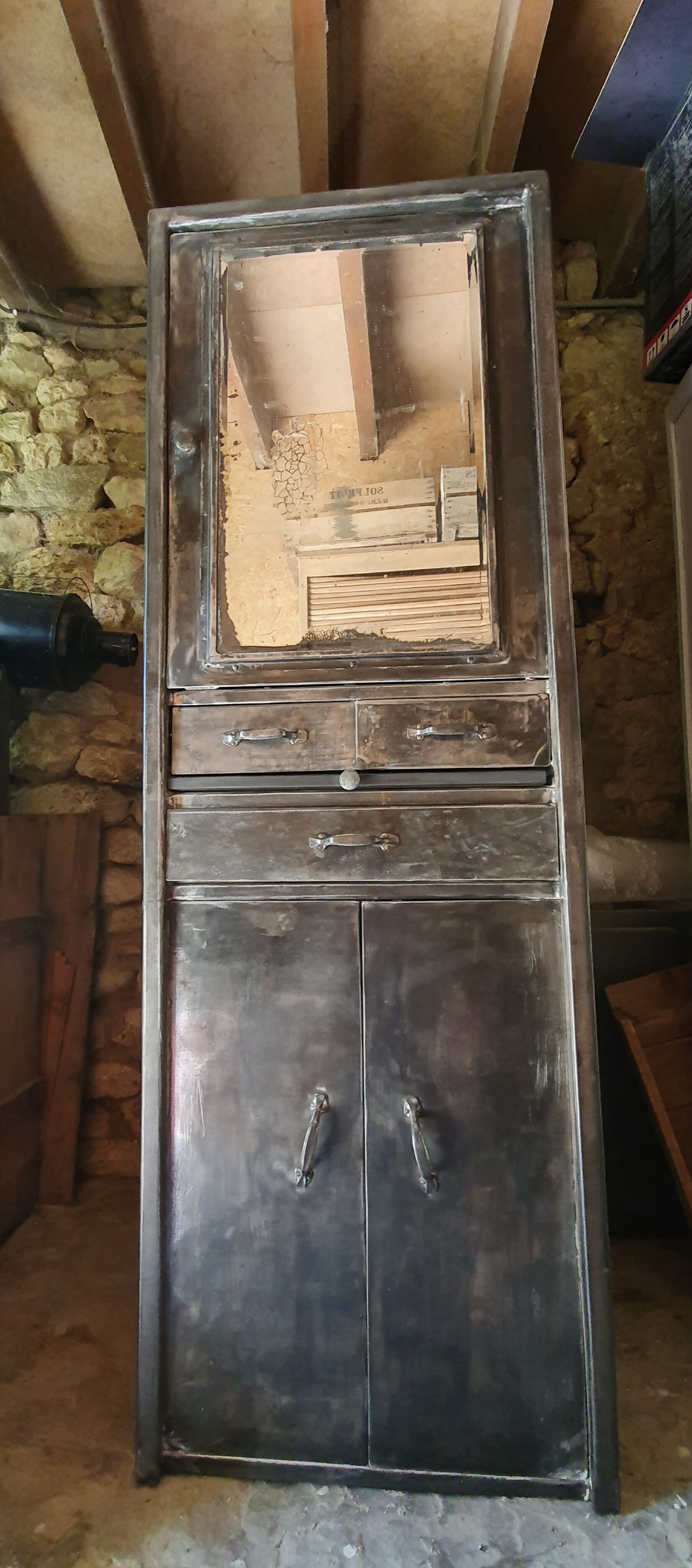 Armoire d'atelier vintage