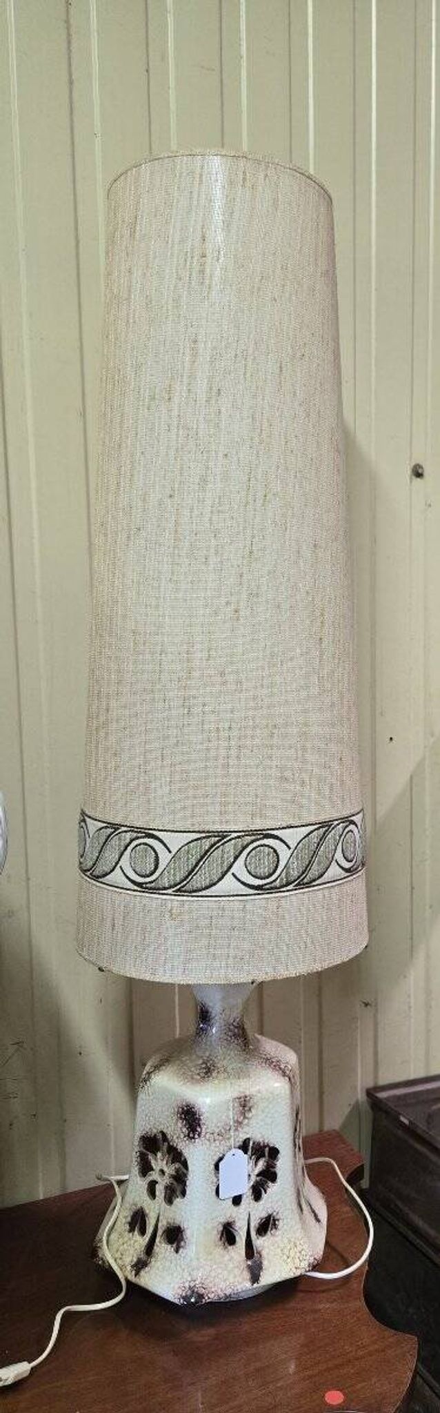 Very large ceramic lamp / floor lamp from the Art Deco period.