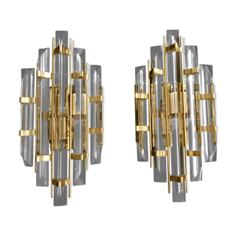 Pair of venini ordinated structure wall light