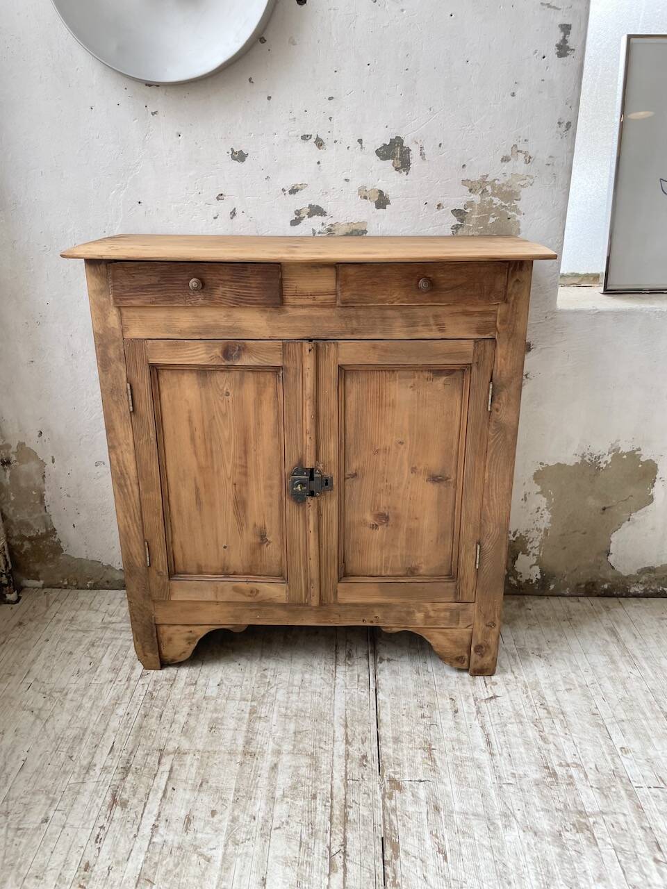 Pine jam maker