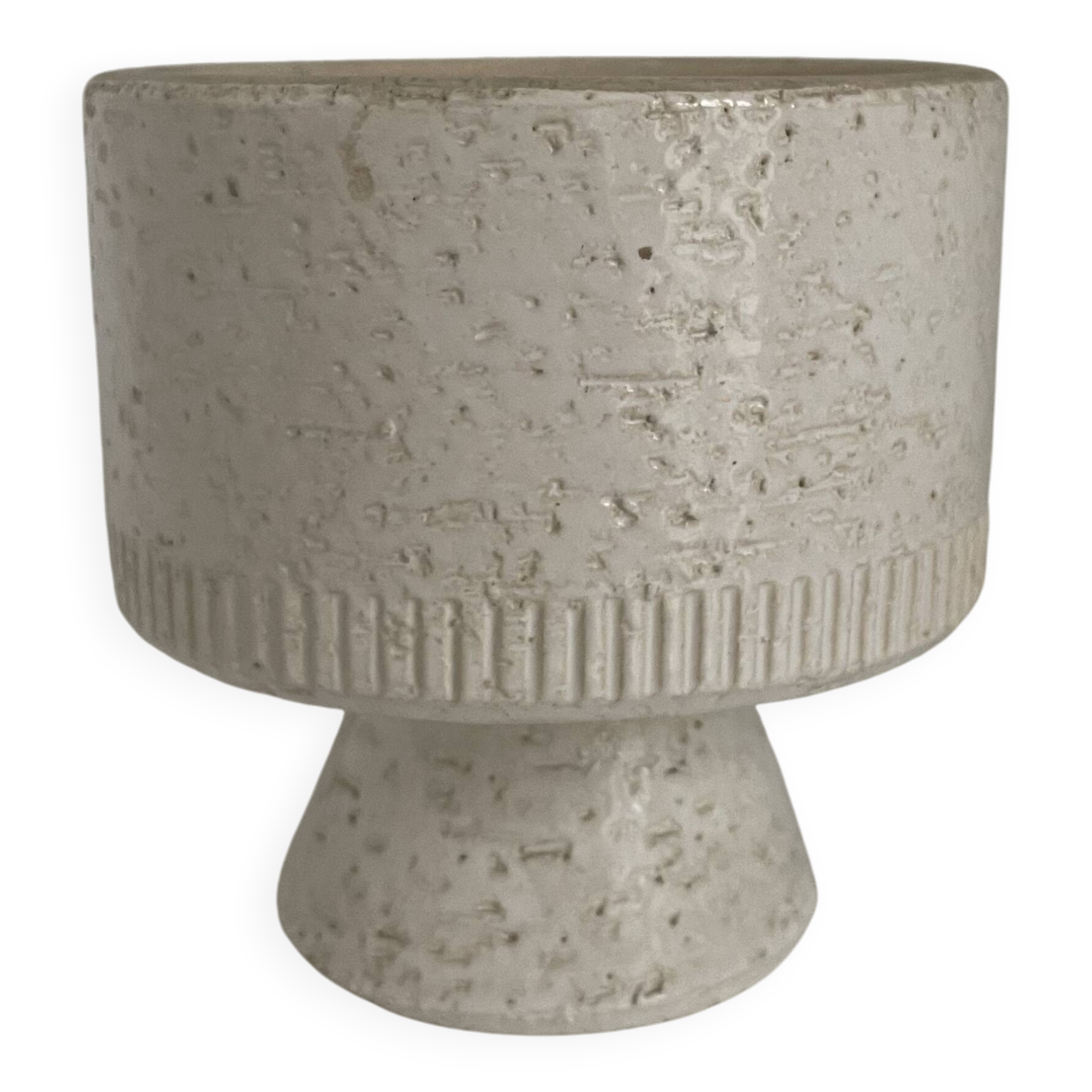 Set of 18 decorative items