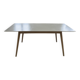 BoConcept extendable dining table