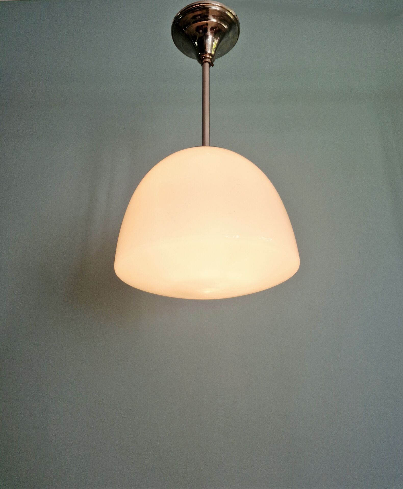 Bauhaus suspension in chrome metal and white opaline, 1930