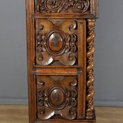 Oratory in solid walnut, Neo-Gothic Renaissance style – Late 19th century