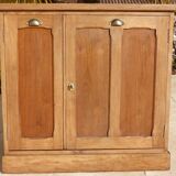 Low furniture two doors in solid oak