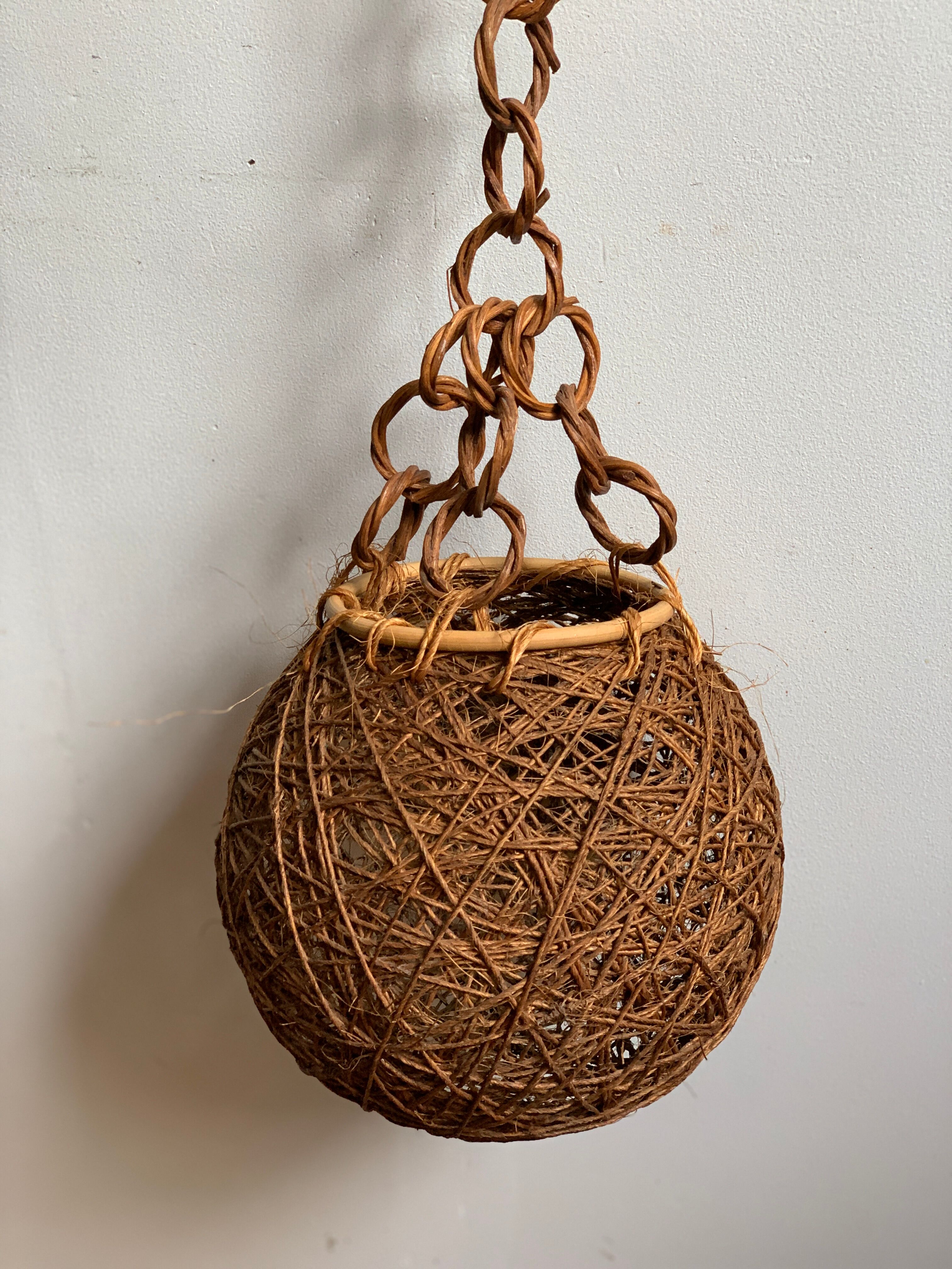Rope ball suspension
