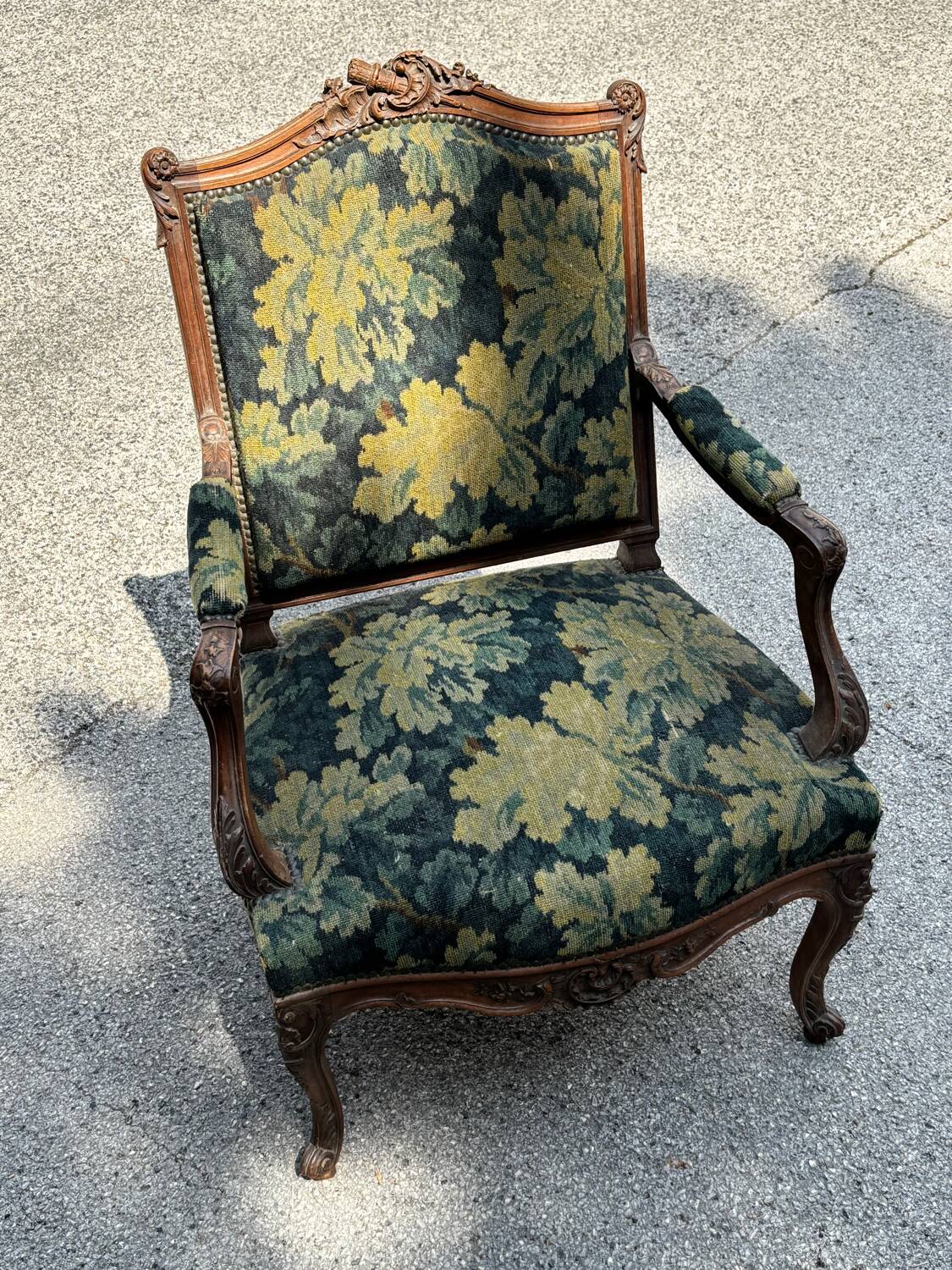 Regency armchair with plant tapestry
