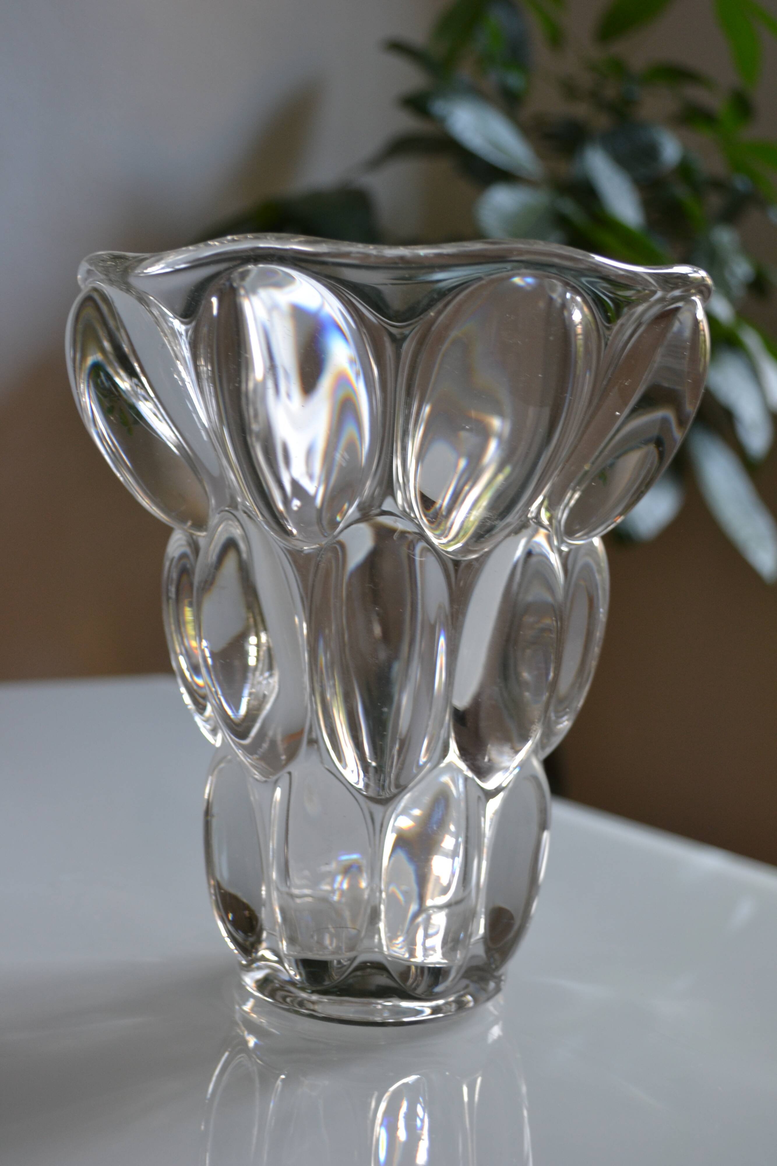 Vintage crystal vase, glassware to be identified, circa 1950 - 1960.