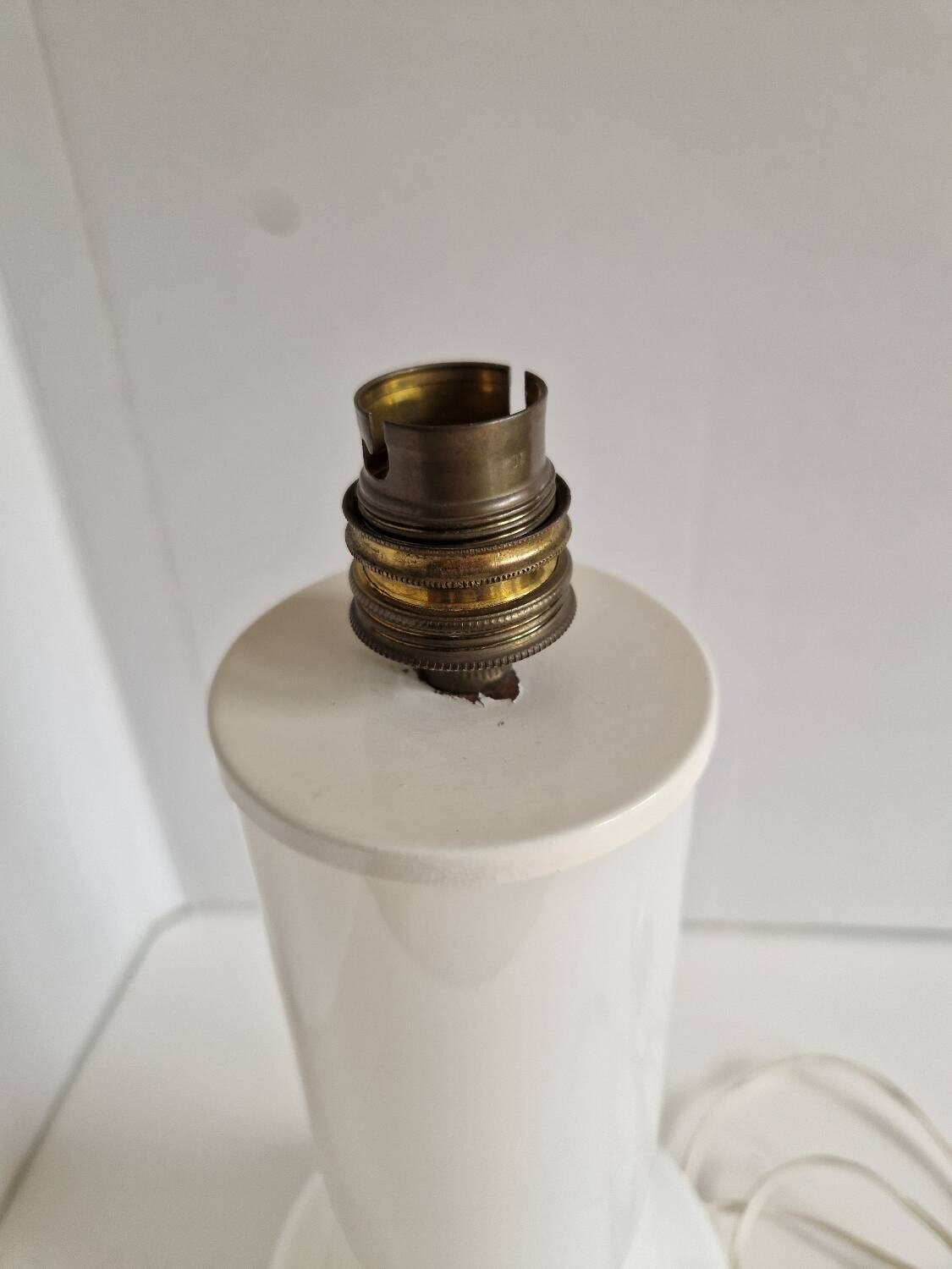 70s Design Lamp in White Opaline